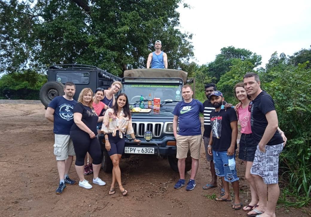 Kaudulla Safari vs Yala Safari: Complete Comparison Guide for Sri Lanka Wildlife